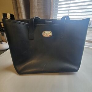 Michael Kors Black Leather Tote Bag Snall Jet Set. Gold Hardware